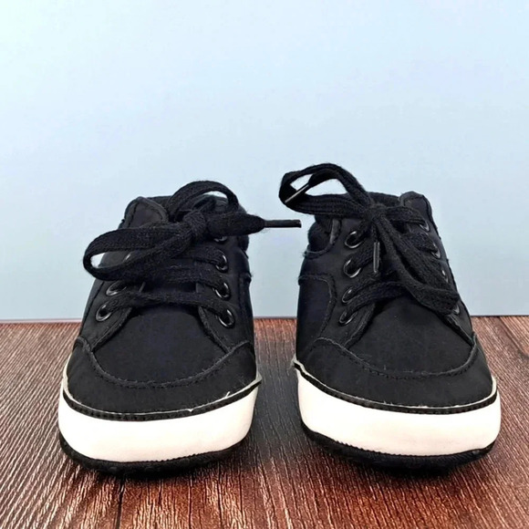 Infant Boots, Soft Bottom, sz 2, Black and White - Picture 3 of 7